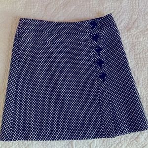 Talbots black/white skirt. Size 8 petite.
